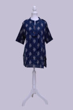 Short top dark blue peacock print - Image 5