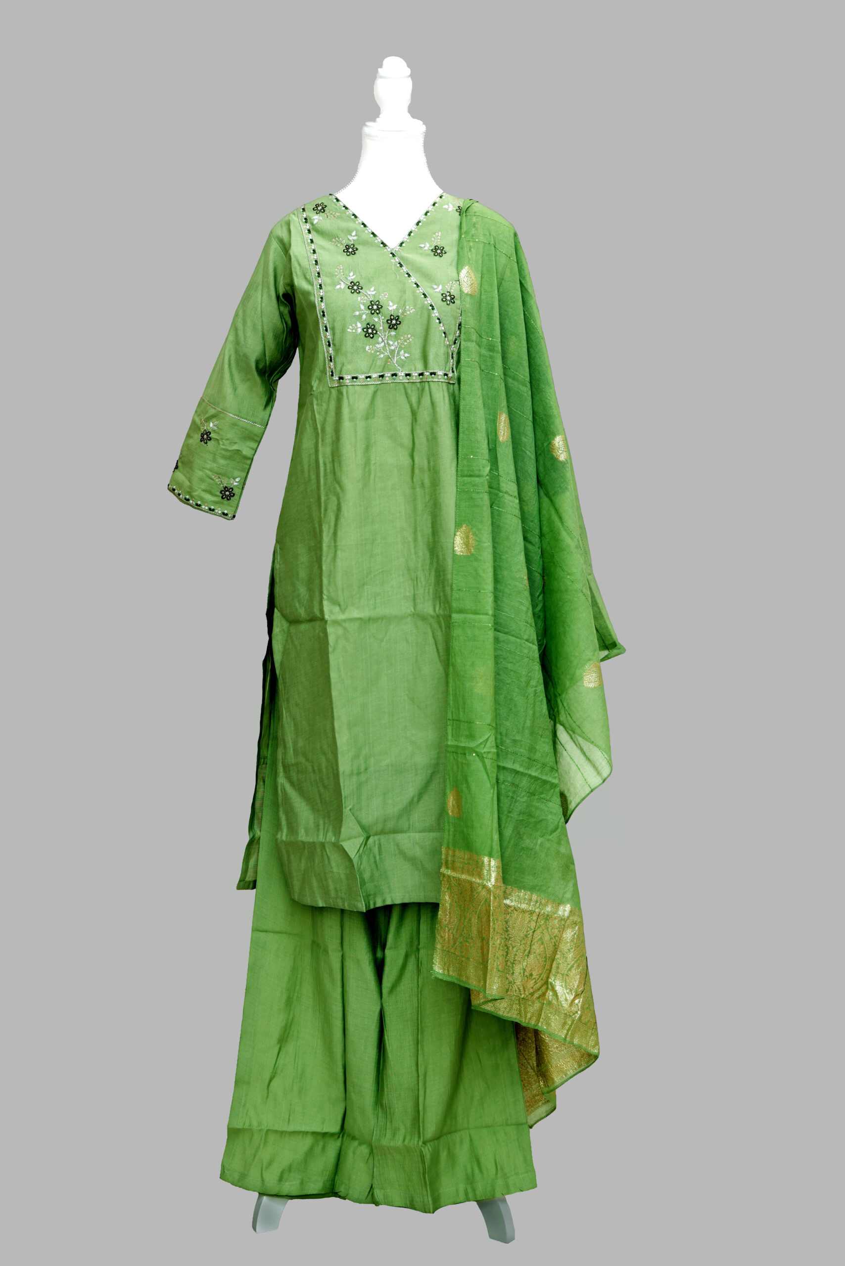 Vatican Silk Light Green colour M L XL XXL 850 Vatican Silk Light Green colour - Image 1